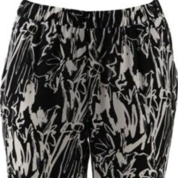 NWT TRUTH + STYLE PRINTED WOVEN CROPPED PANTS BLACK & WHITE XL - Picture 8 of 13